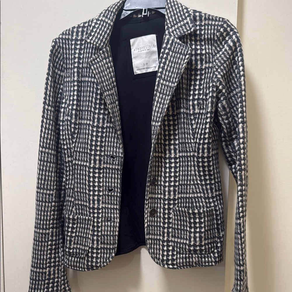 Aeropostale Black and White Houndstooth Blazer